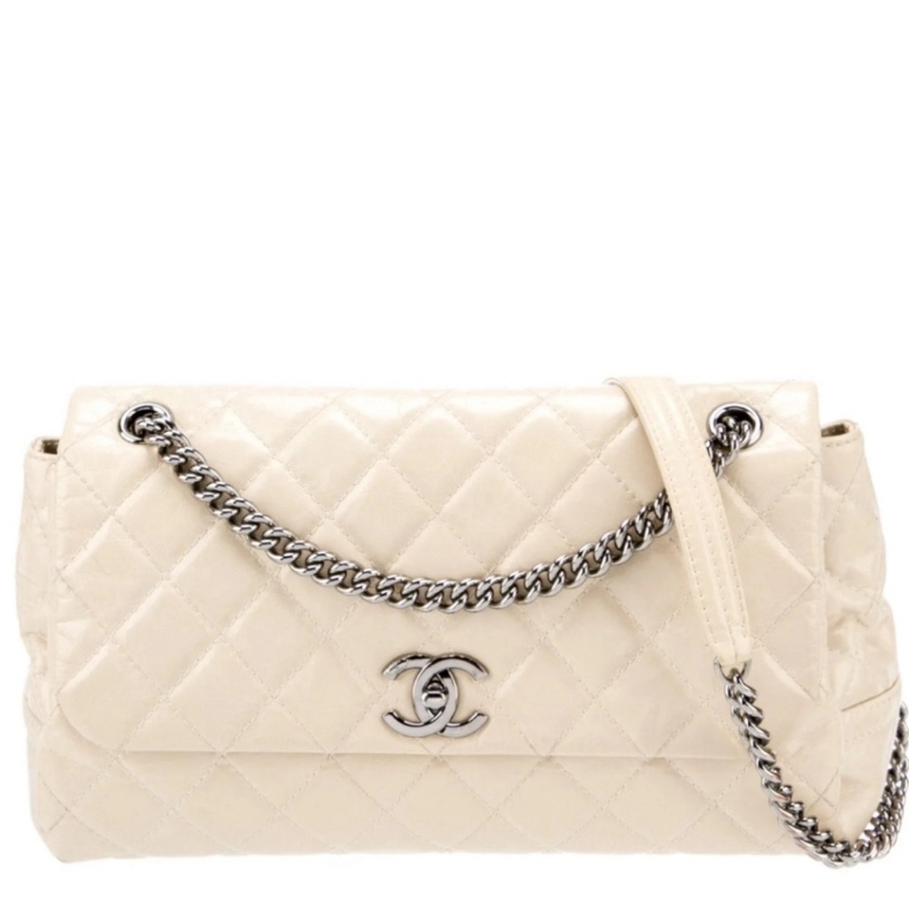 Chanel jumbo Cream Quilted Chain flap Bag
